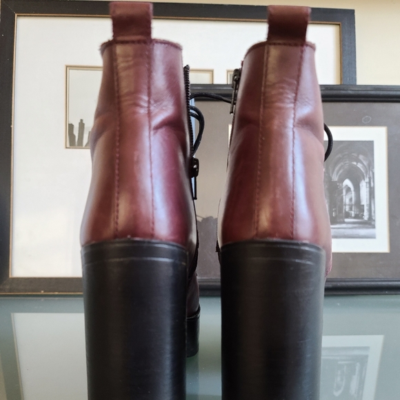 STEVE MADDEN GELSEY BOOTS - Picture 5 of 10